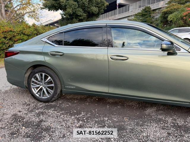 Lexus ES 2020-07 7794353-7