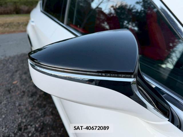 Lexus ES 2020-02 7794356-15