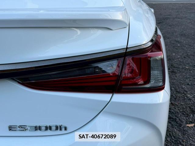 Lexus ES 2020-02 7794356-4