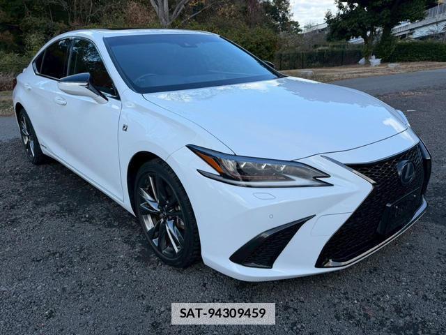 Lexus ES 2019-02 7794357-11