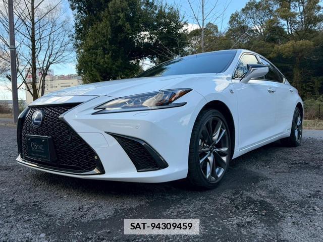 Lexus ES 2019-02 7794357-16