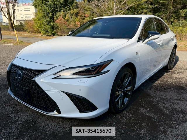 Lexus ES 2019-12 7794359-6