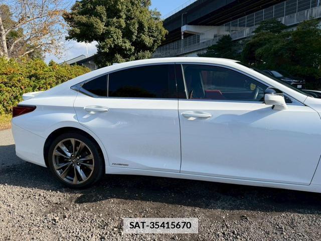 Lexus ES 2019-12 7794359-7