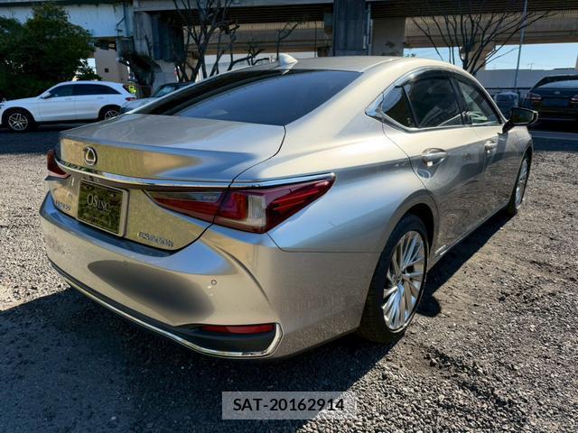Lexus ES 2018-12 7794364-1