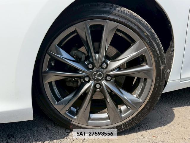Lexus ES 2019-04 7794382-7