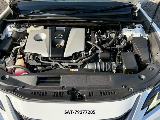 Lexus ES 2019-09 7794384-2