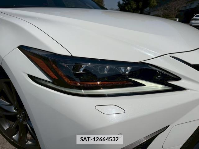Lexus ES 2020-12 7794388-10