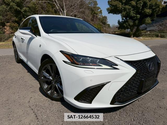 Lexus ES 2020-12 7794388-11