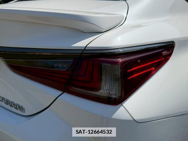 Lexus ES 2020-12 7794388-13