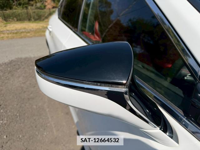Lexus ES 2020-12 7794388-14