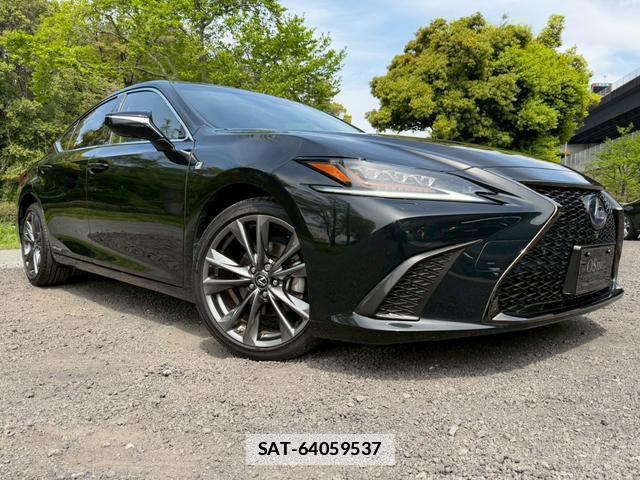 Lexus ES 2021-01 7794414-11