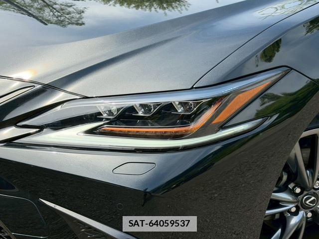 Lexus ES 2021-01 7794414-4