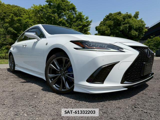 Lexus ES 2019-03 7794422-13