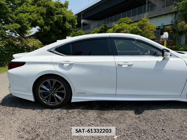 Lexus ES 2019-03 7794422-15