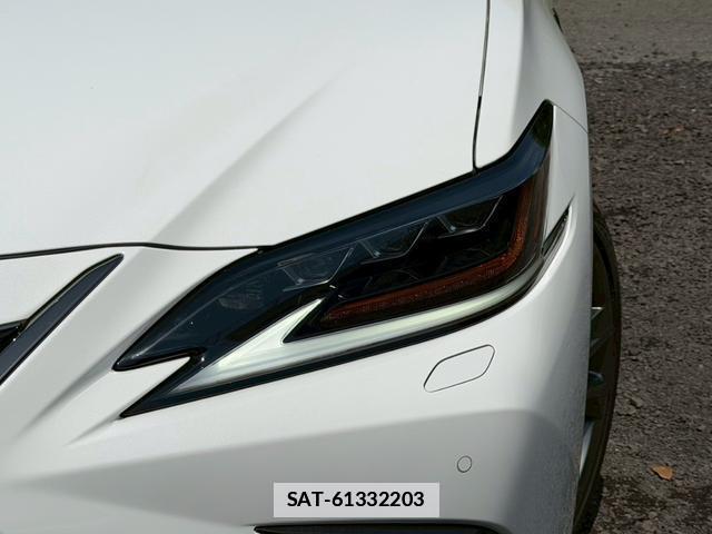 Lexus ES 2019-03 7794422-3