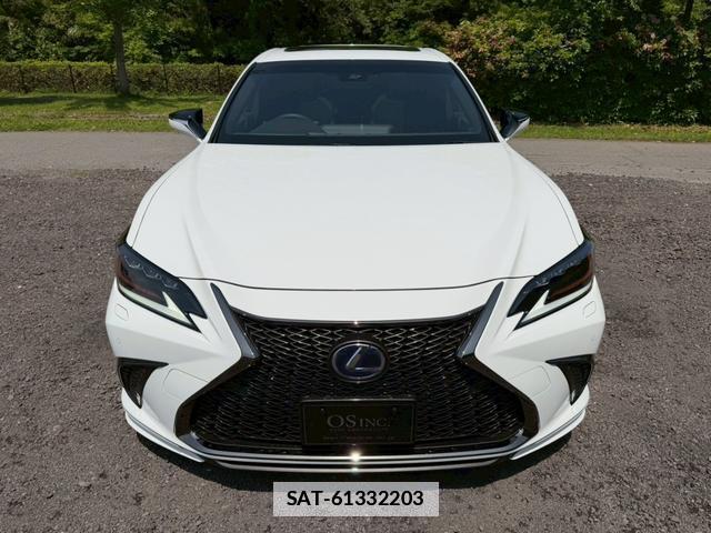 Lexus ES 2019-03 7794422-6