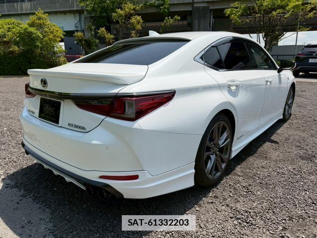 Lexus ES 2019-03 7794422-7