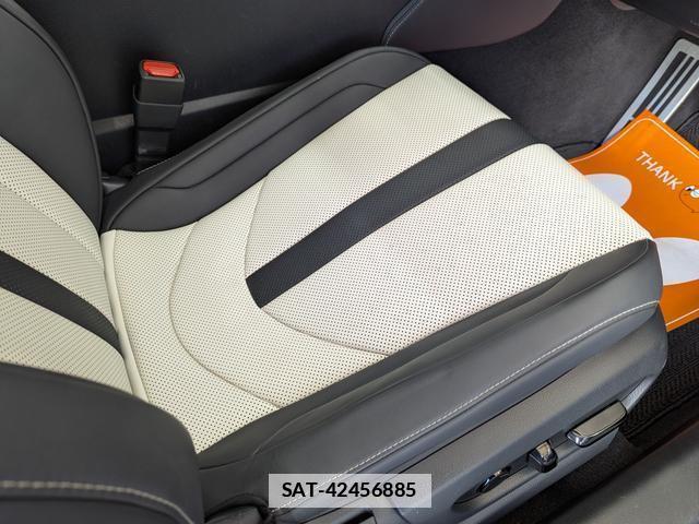 Lexus ES 2021-10 7795300-13