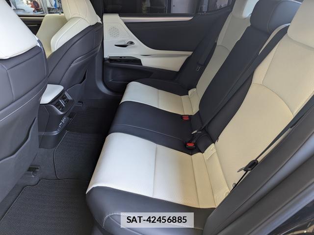 Lexus ES 2021-10 7795300-16