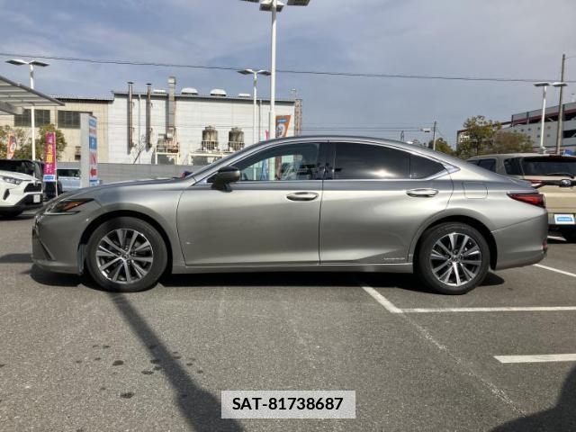 Lexus ES 2019-04 7795461-1