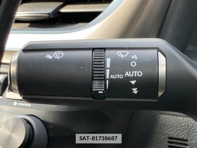 Lexus ES 2019-04 7795461-16