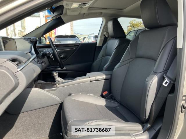 Lexus ES 2019-04 7795461-5