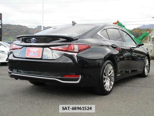 Lexus ES 2019-02 7795636-1