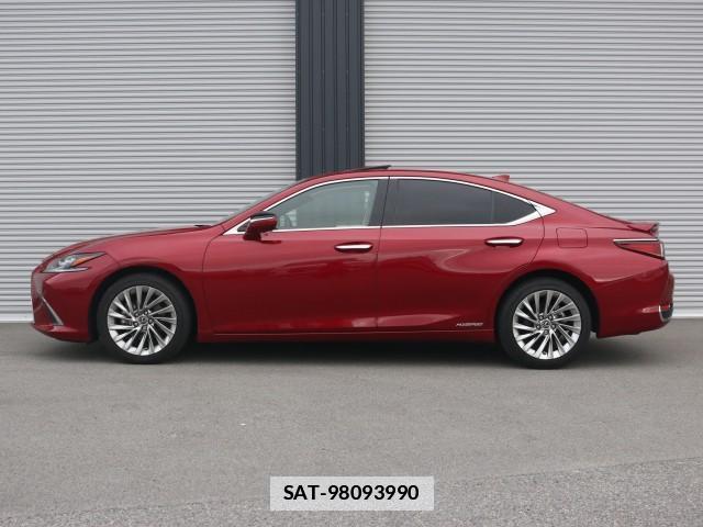 Lexus ES 2021-10 7796338-10