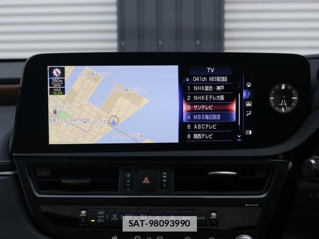 Lexus ES 2021-10 7796338-4