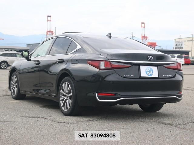Lexus ES 2020-05 7796363-14