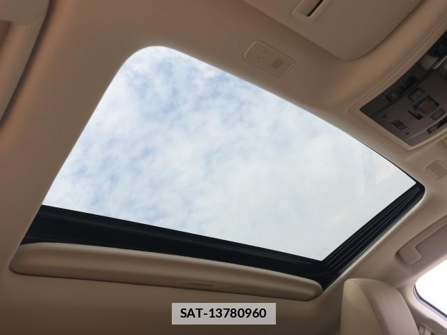 Lexus ES 2019-07 7796364-16