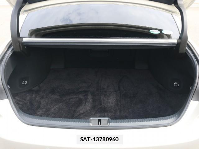 Lexus ES 2019-07 7796364-18