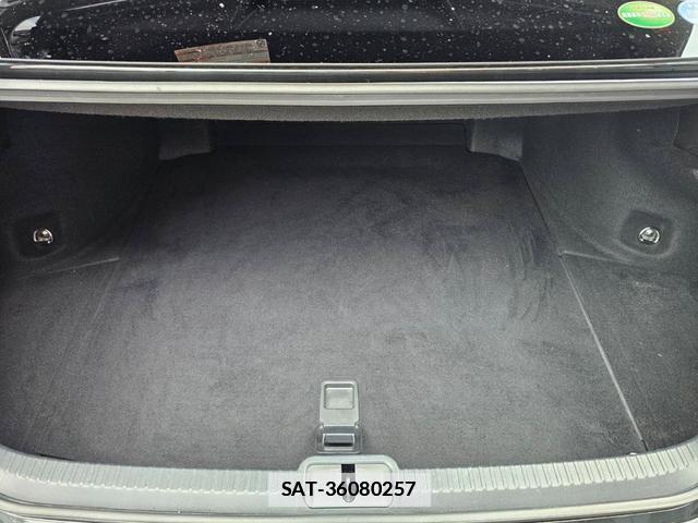 Lexus ES 2019-02 7800792-17