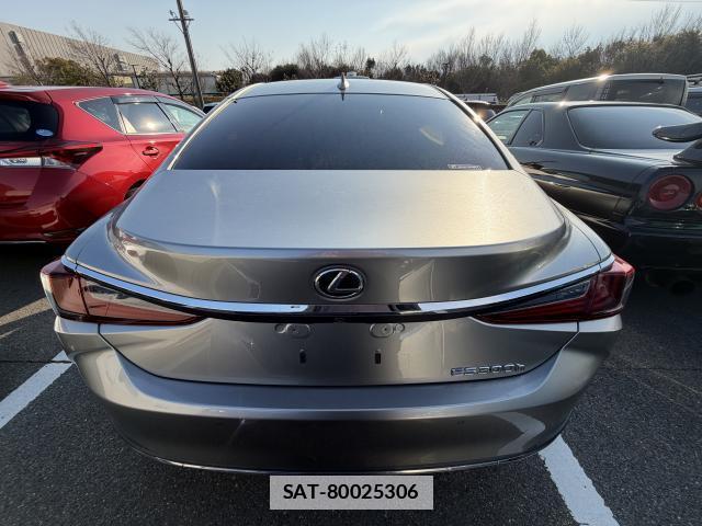 Lexus ES 2022-11 7804033-6