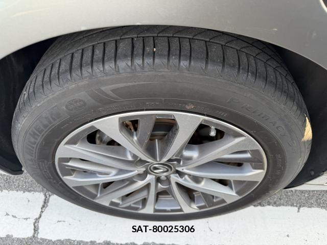 Lexus ES 2022-11 7804033-8