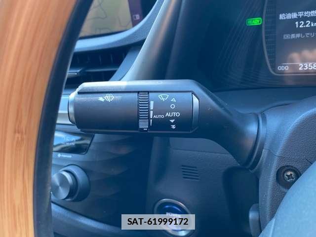 Lexus ES 2019-10 7806445-16