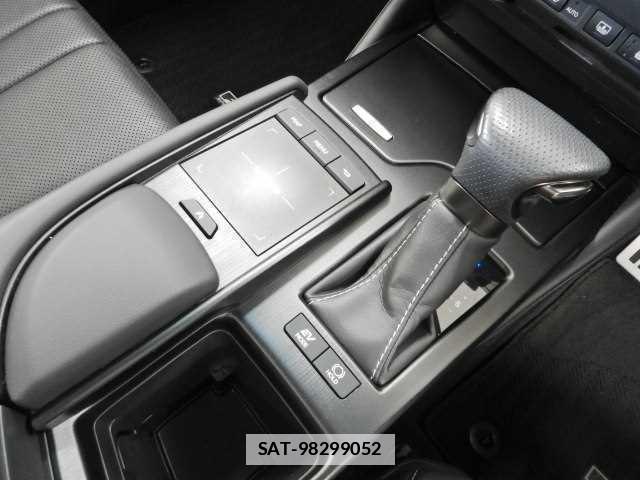 Lexus ES 2019-09 7810904-8
