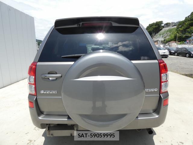 Suzuki ESCUDO 2016-07 7809753-10