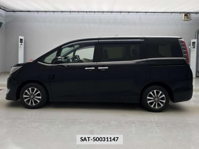 Toyota ESQUIRE 2020-03 7793797-11