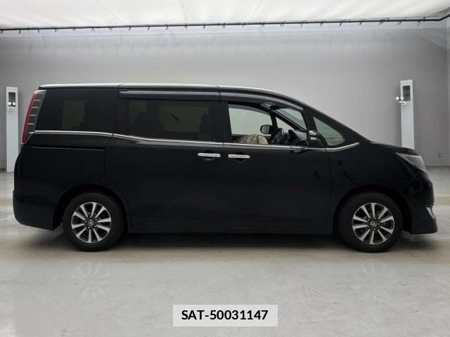 Toyota ESQUIRE 2020-03 7793797-3