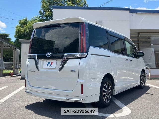 Toyota ESQUIRE 2017-10 7798230-17