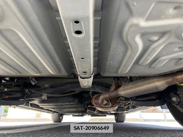 Toyota ESQUIRE 2017-10 7798230-19