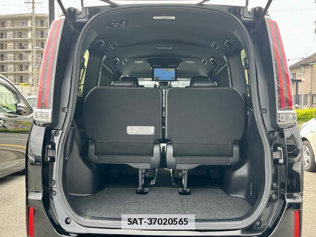 Toyota ESQUIRE 2018-01 7798443-15
