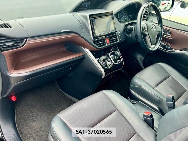 Toyota ESQUIRE 2018-01 7798443-18