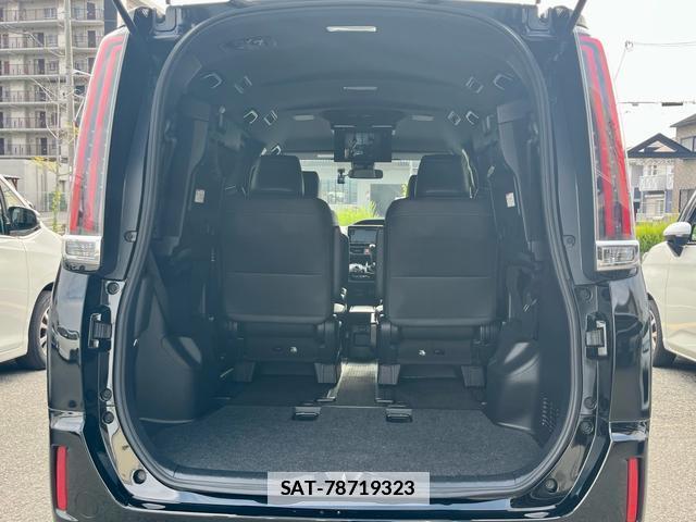Toyota ESQUIRE 2018-06 7798454-18