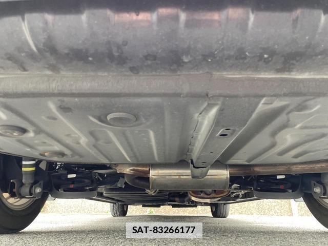Toyota ESQUIRE 2018-01 7799170-18