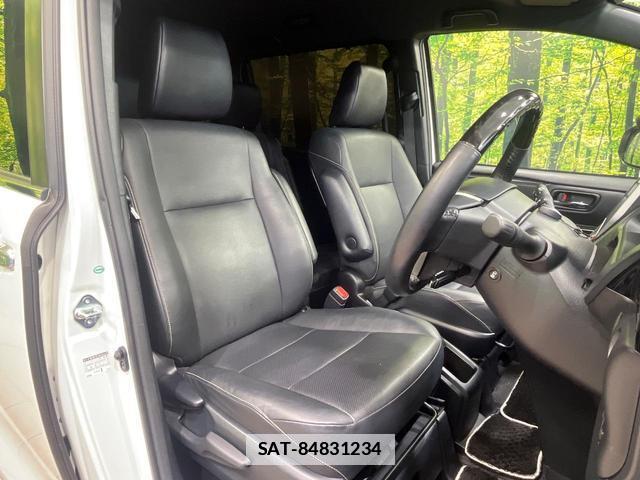 Toyota ESQUIRE 2017-12 7800958-7