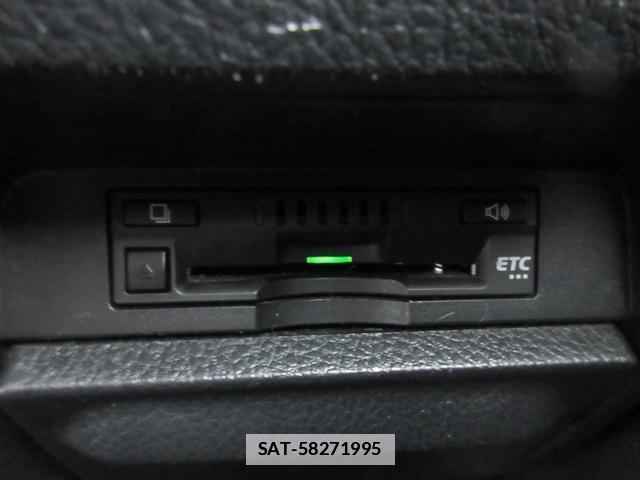 Toyota ESQUIRE 2017-11 7802199-10