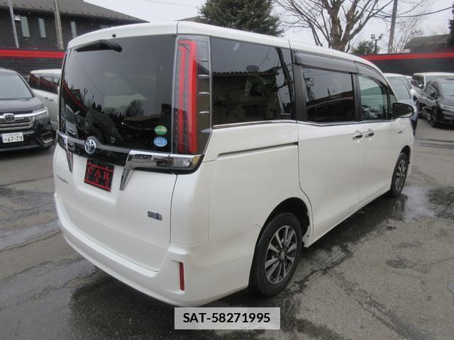 Toyota ESQUIRE 2017-11 7802199-17