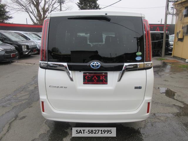 Toyota ESQUIRE 2017-11 7802199-18